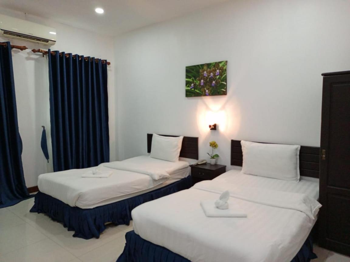 Subinh Hotel And Restaurant Pakse Exterior foto